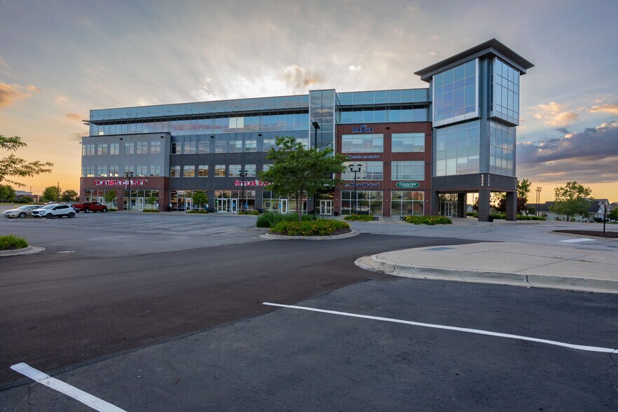 More Photos Of 5550 Wild Rose Ln, West Des Moines Office For Lease