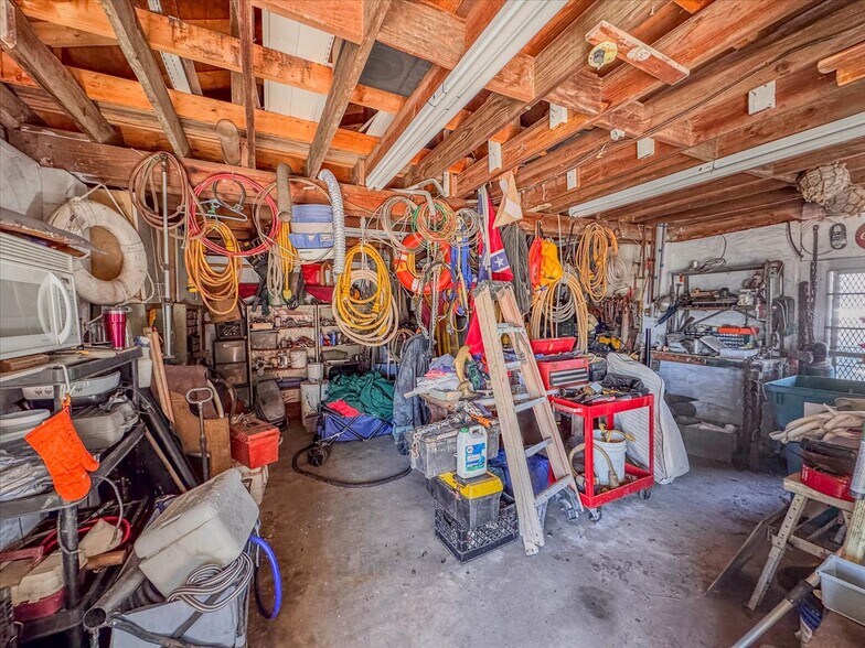 More Photos Of 17671-17681 San Carlos Blvd, Fort Myers Marina For Sale