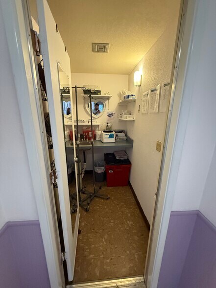 More Photos Of 2980-2982 E Fort Lowell Rd, Tucson Office For Sale