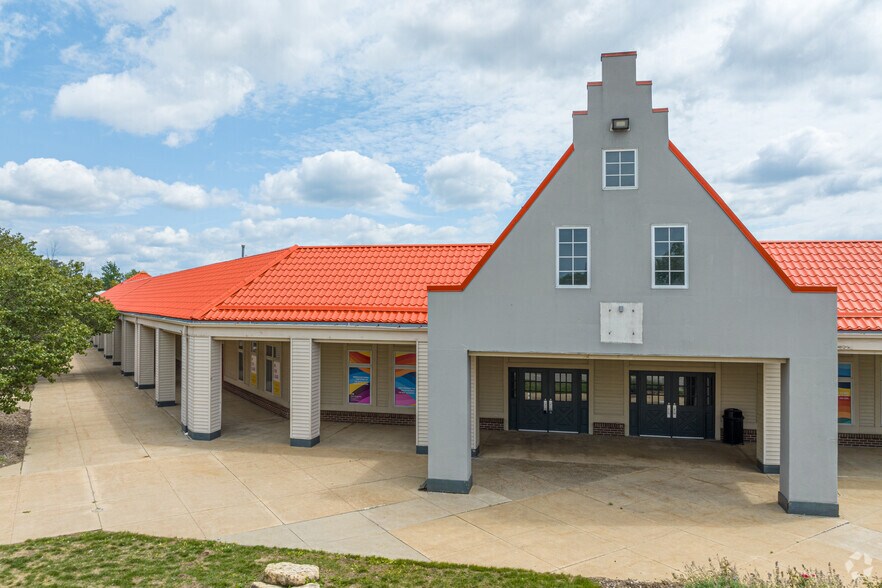 More Photos Of 12330 James St, Holland Unknown For Lease