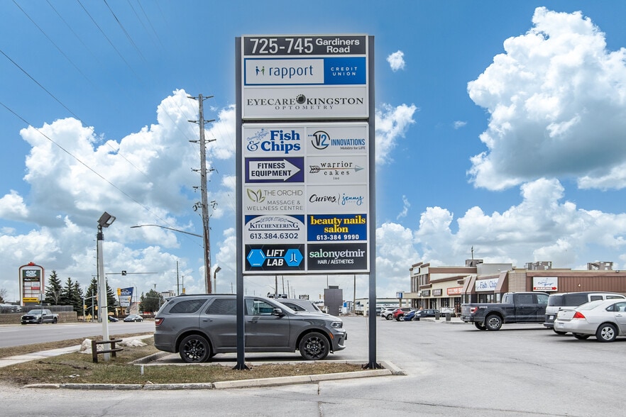 More Photos Of 725-745 Gardiners Rd, Kingston General Retail For Lease