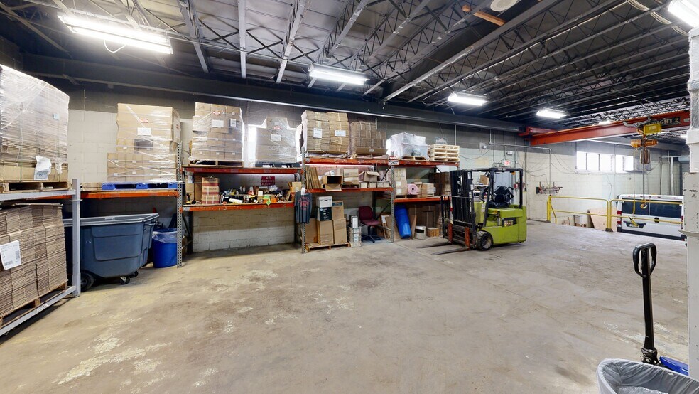 More Photos Of 185 Ainsley Dr, Syracuse Manufacturing For Lease