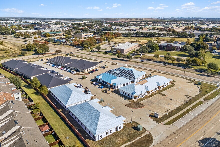 More Photos Of 2600 MacArthur Blvd, Lewisville Medical For Lease