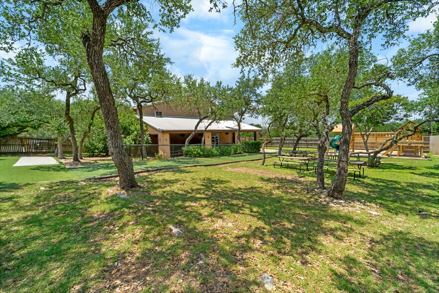 More Photos Of 12910 US Highway 281 N, Spring Branch Restaurant For Sale