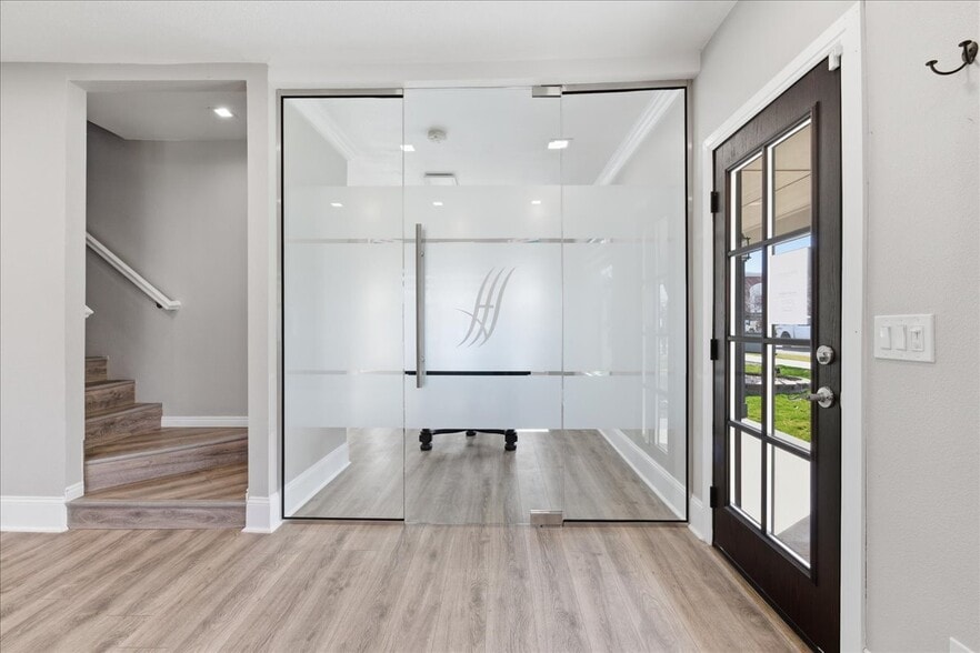 More Photos Of 46 E Pine Ave, Meridian Office For Lease