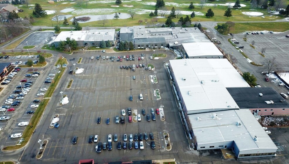 More Photos Of 1593-1595 Galbraith Ave SE, Grand Rapids Light Manufacturing For Lease