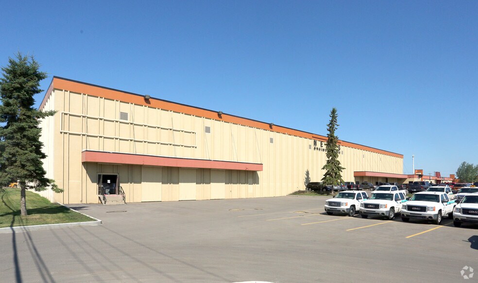 Primary Photo Of 11634 142nd St NW, Edmonton General Retail For Lease