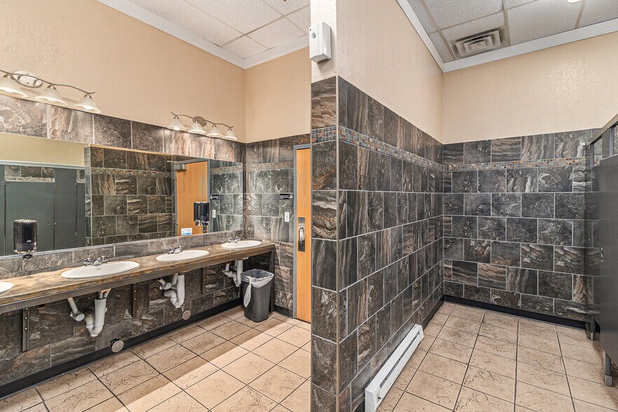 More Photos Of 380 Main St, Longmont Restaurant For Lease