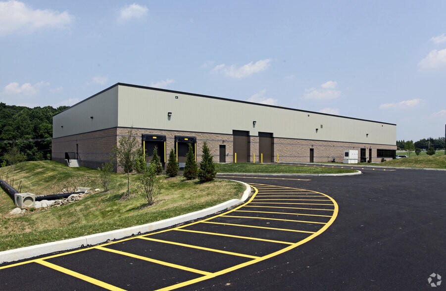 More Photos Of 101 Cheshire Ct, Coatesville Warehouse For Lease