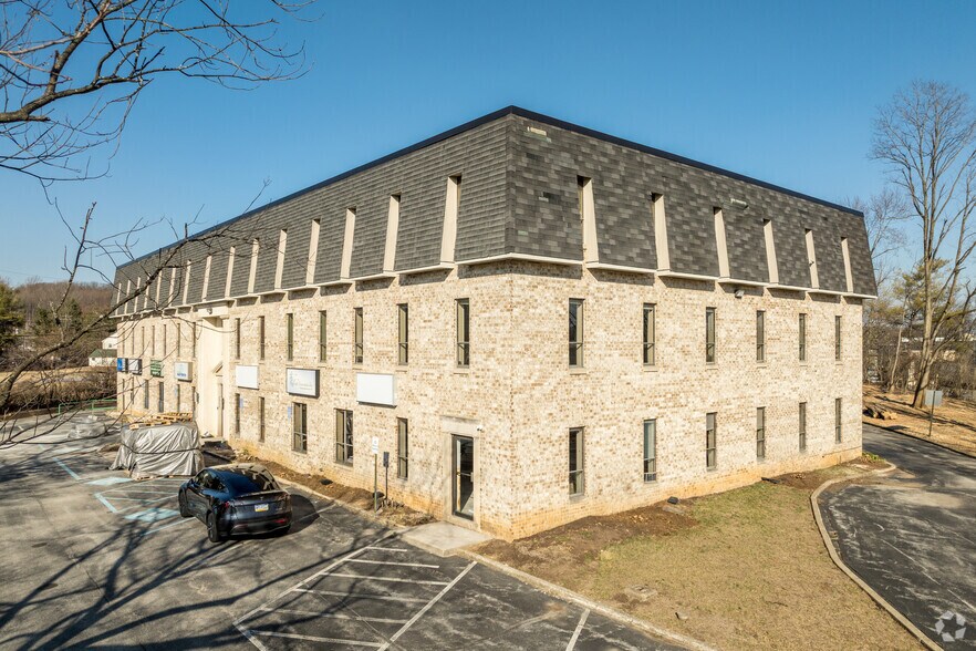 Primary Photo Of 319 N Pottstown Pike, Exton Medical For Lease