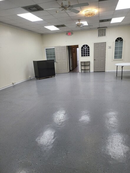 More Photos Of 6978 Main St, Lithonia Storefront Retail Office For Sale