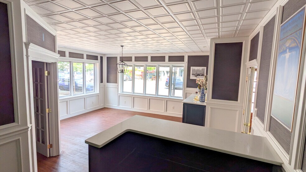 More Photos Of 5555 Main St, Williamsville Office For Lease