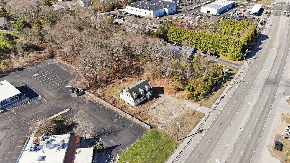 More Photos Of 261-263 Post Rd, Westerly Freestanding For Sale