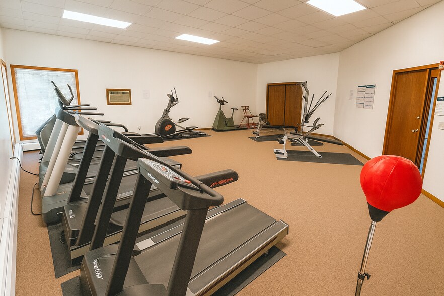 More Photos Of 105 Sunnyslope Rd, Morris Apartments For Sale