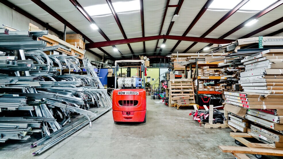 More Photos Of 2117-2125 47th st, Sarasota Warehouse For Sale