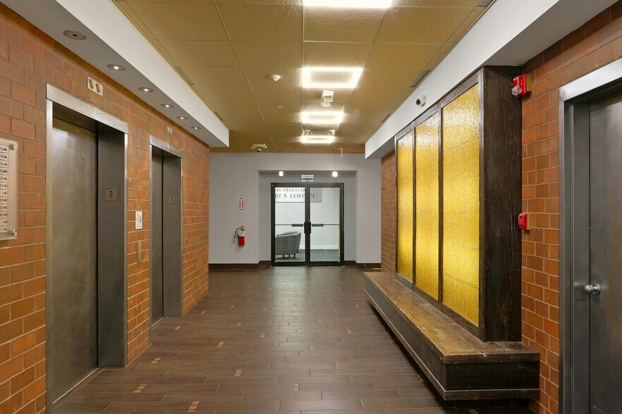 More Photos Of 100 Dutch Hill Rd, Orangeburg Medical For Lease