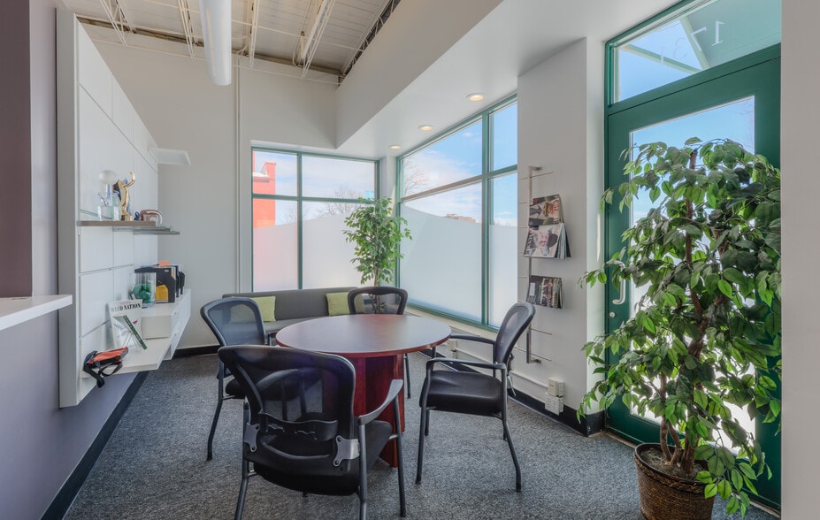 More Photos Of 1731 15th St, Boulder Office For Sale