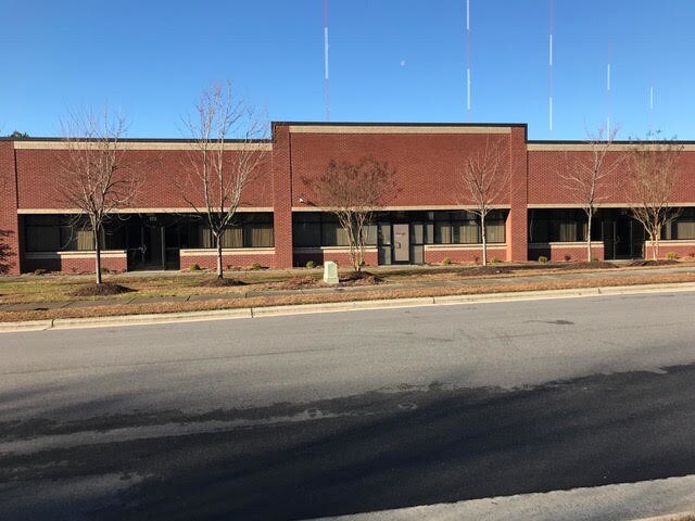 More Photos Of 173 Towerview Ct, Cary Flex For Lease