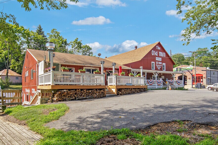 More Photos Of 1 S Main St, Mullica Hill Storefront Retail Office For Sale