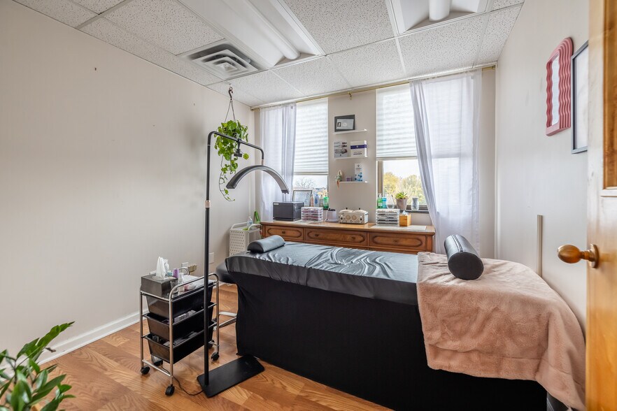 More Photos Of 109 S Union St, Rochester Office For Sale
