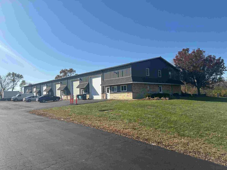 More Photos Of 14623 W Edison Dr, New Lenox Warehouse For Lease