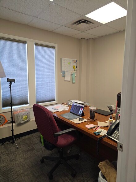 More Photos Of 2010 Eggert Rd, Buffalo Freestanding For Lease