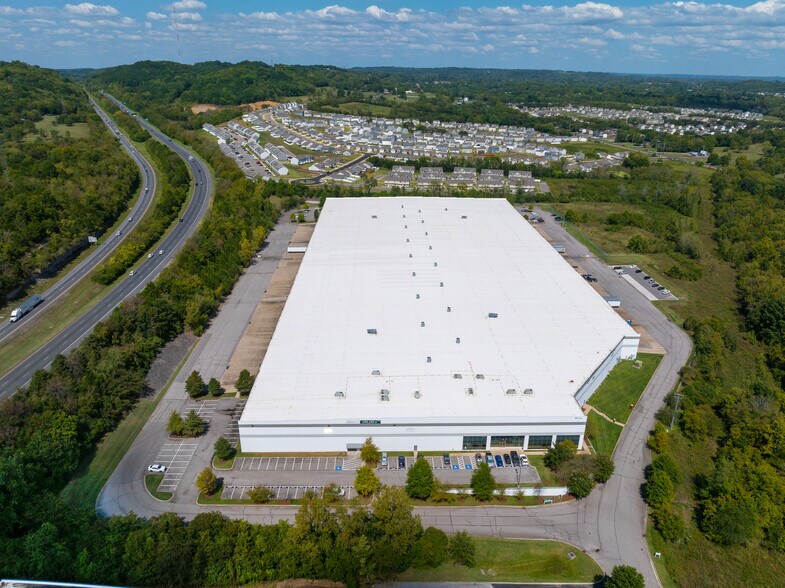 More Photos Of 3438 Briley Park Blvd N, Nashville Distribution For Lease