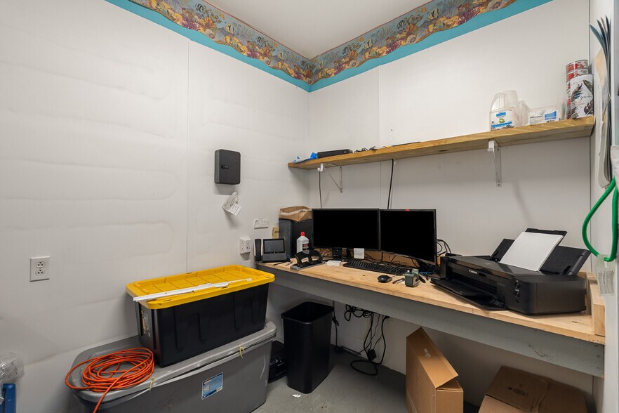 More Photos Of 5006 Morris St, Moss Point Restaurant For Sale