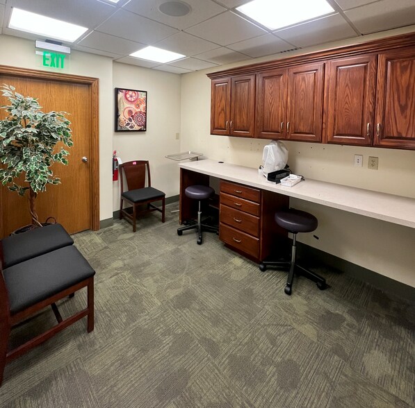 More Photos Of 1055 N 300 W, Provo Medical For Lease