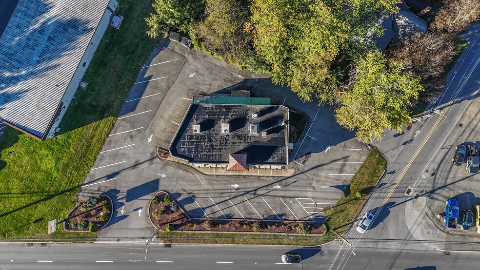More Photos Of 2400 Schoenersville Rd, Allentown Restaurant For Sale