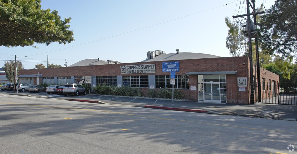 More Photos Of 1909-1913 Centinela Ave, Santa Monica Warehouse For Lease