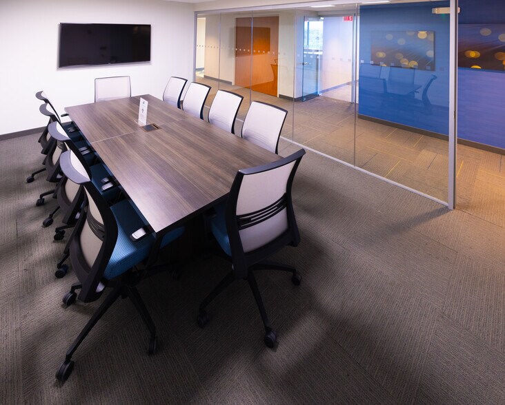 More Photos Of 1 Blue Hill Plz, Pearl River Unknown For Lease