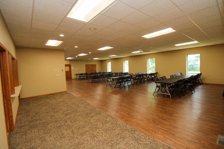 More Photos Of 100 E 3rd St, Galva Office For Sale