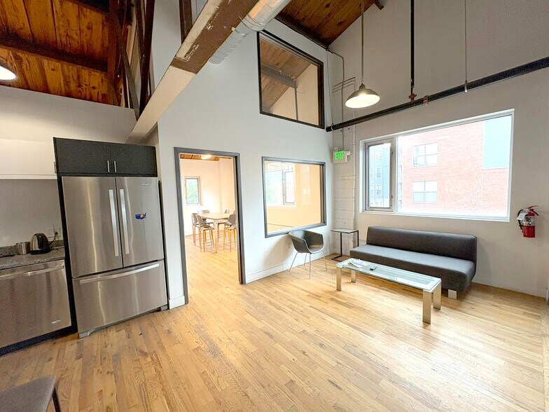 More Photos Of 2904-2907 Huron St, Denver Storefront Retail Office For Lease