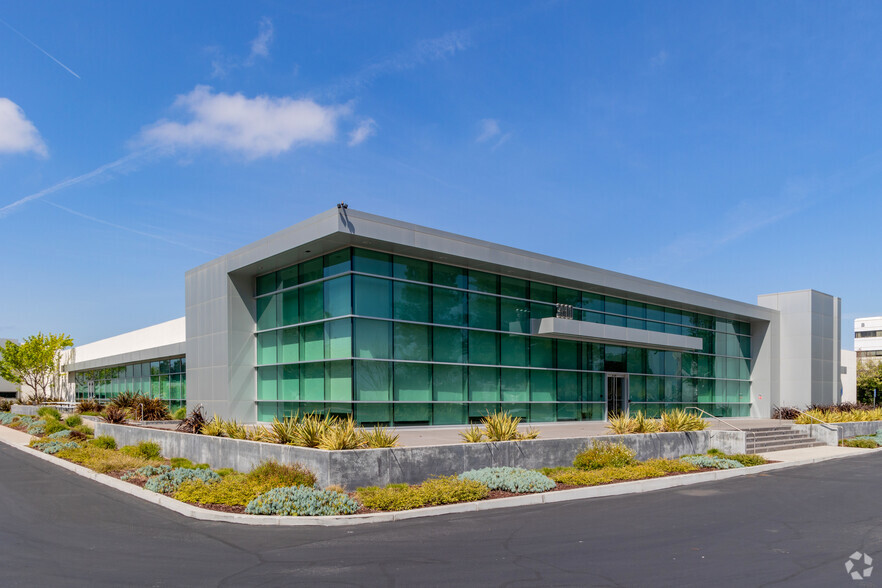 Primary Photo Of 3600 Peterson Way, Santa Clara Research And Development For Lease