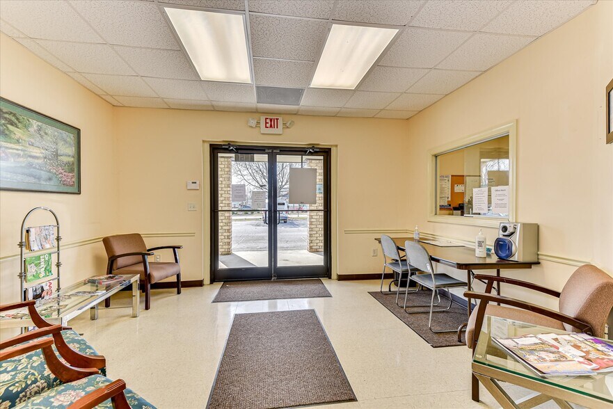 More Photos Of 1950 International Ct, Grovetown Office For Sale