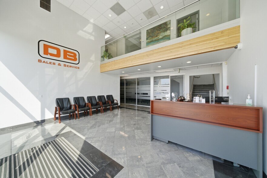 More Photos Of 2301 E Winston Rd, Anaheim Warehouse For Sale