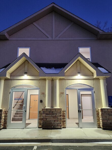 More Photos Of 3352 Sherman Ct, Eagan Medical For Sale