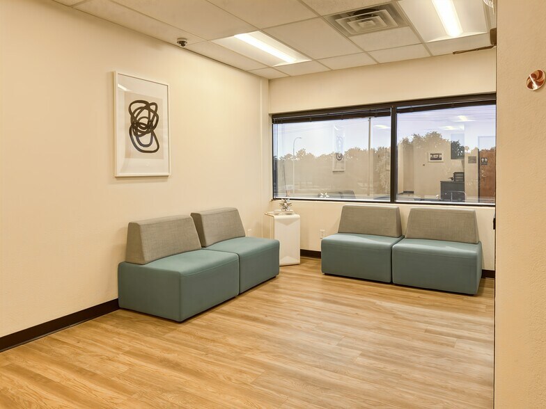 More Photos Of 1351 N Alma School Rd, Chandler Coworking Space