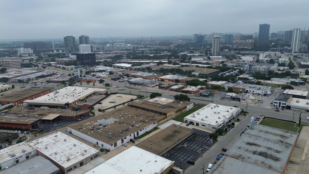 More Photos Of 155-165 Cole St, Dallas Freestanding For Lease