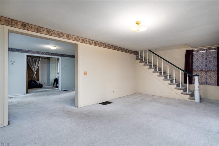 More Photos Of 15355 Old Lincoln Way, Dalton Light Manufacturing For Sale