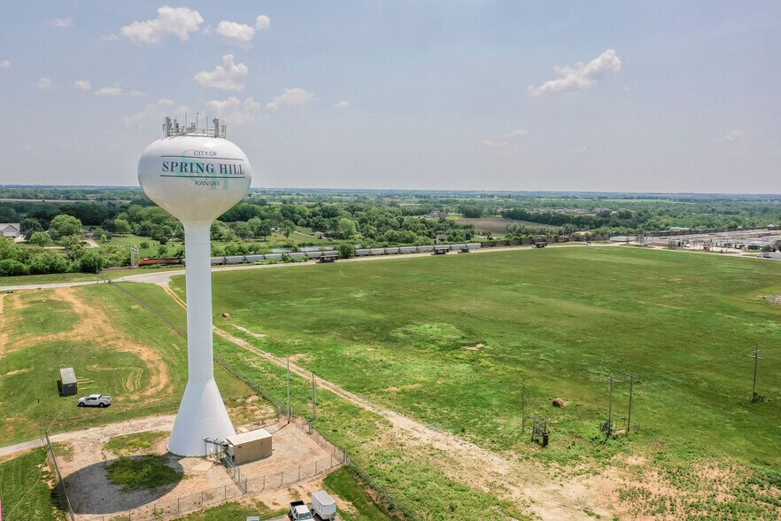 More Photos Of 18721 W 207th St, Spring Hill Land For Sale