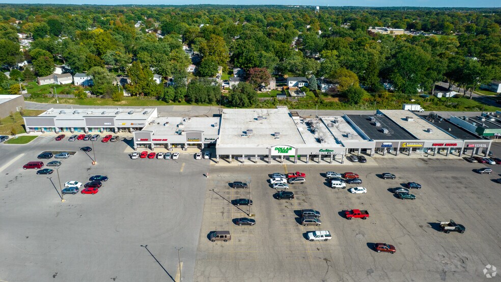 More Photos Of 5926-5992 Westerville Rd, Westerville Unknown For Lease