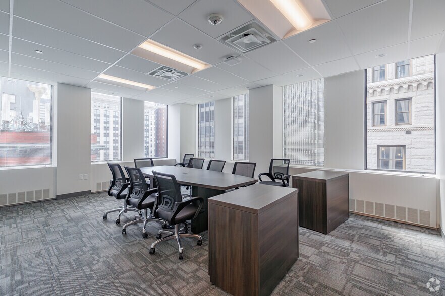 More Photos Of 201 N Charles St, Baltimore Office For Lease