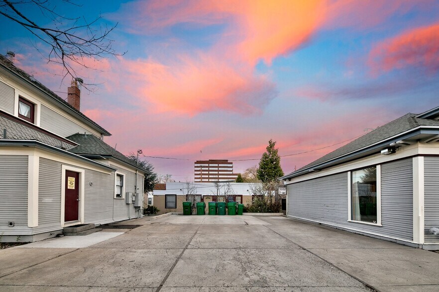 More Photos Of 242 W Liberty St, Reno Office Residential For Sale