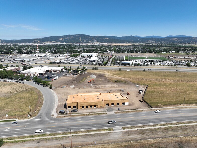 More Photos Of 19601 E Appleway Ave, Liberty Lake Storefront Retail Office For Lease