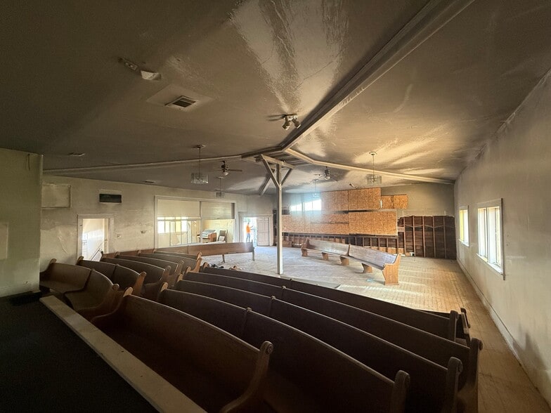 More Photos Of 284 E Hermosa St, Lindsay Specialty For Sale