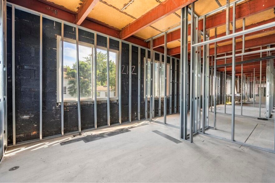 More Photos Of 621 Farmington Ave, Hartford Apartments For Sale