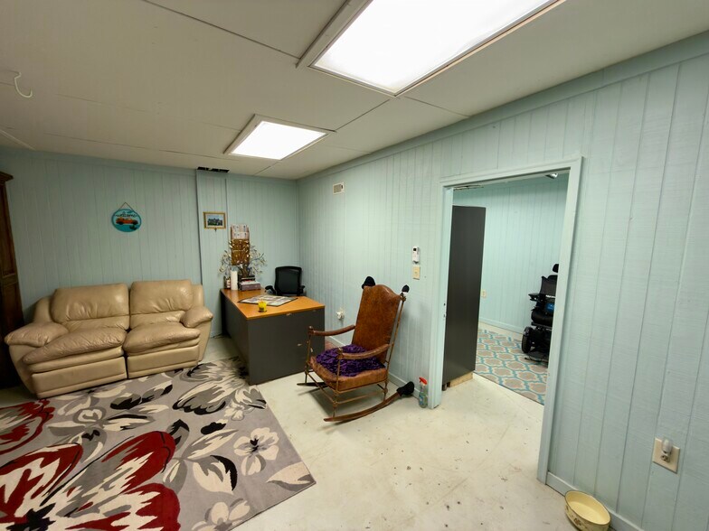 More Photos Of 2952 Westfield Rd, Gulf Breeze Industrial For Sale