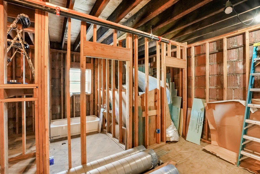 More Photos Of 81 Smith St, Perth Amboy Storefront Retail Residential For Sale